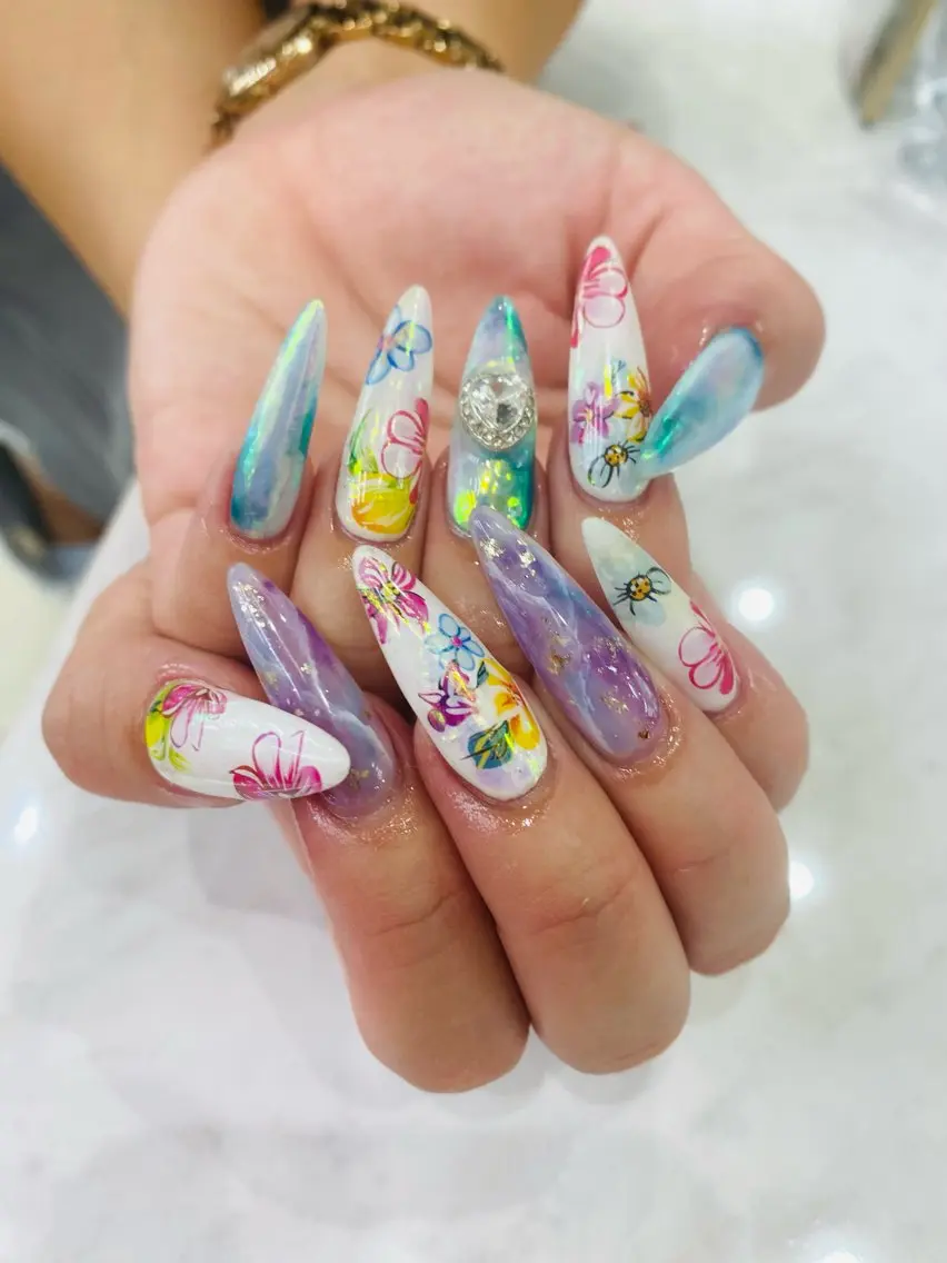 ネイル MAXKELLY AIのネイルデザイン