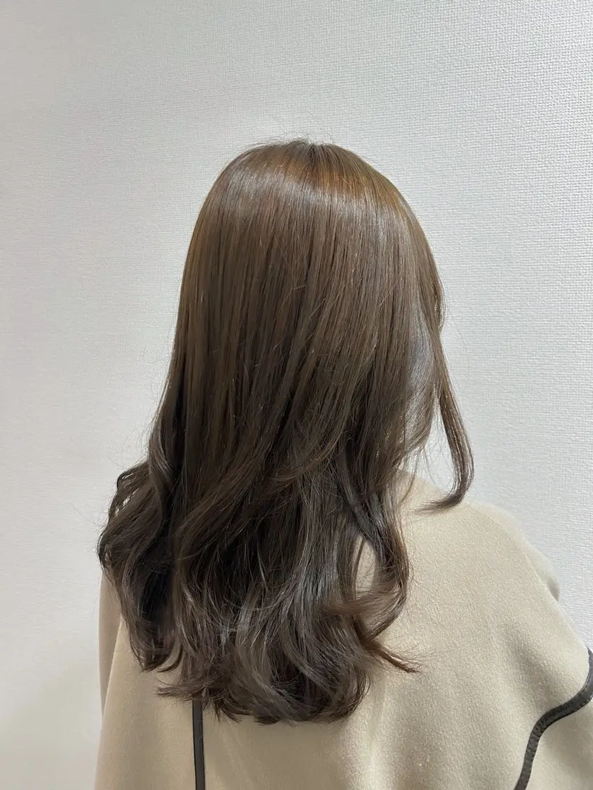 カラー グレージュ オリーブグレージュ オリーブグレー レイヤー/ボブ/ パーマ/HARUKAのヘアスタイル