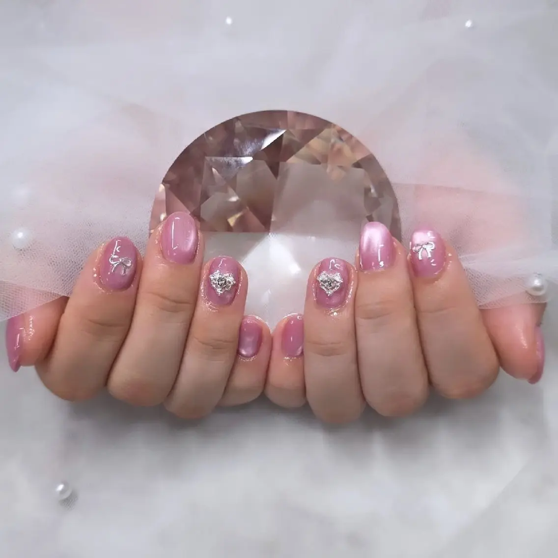 ネイル マグネットネイル nailsalon glow sayaのネイルデザイン