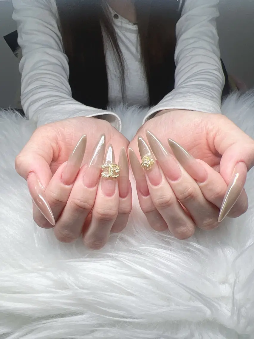 ネイル ハンドネイル Lee Nails チップ長さだし専門店のネイルデザイン