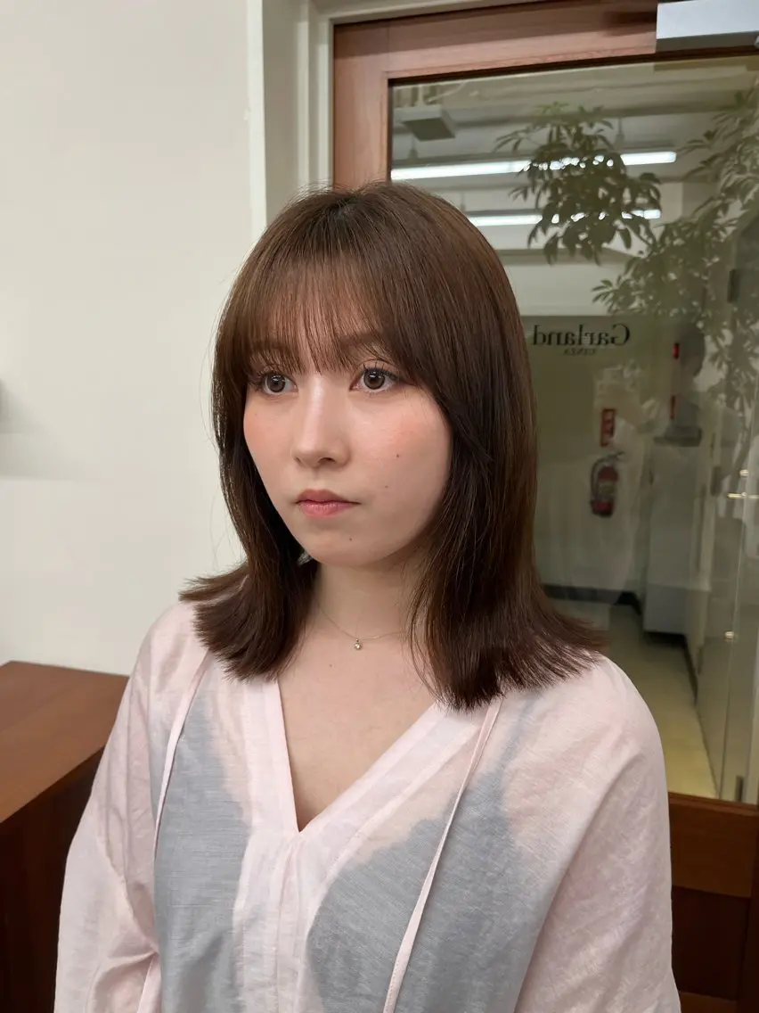 ミディアム 手越 青のヘアスタイル