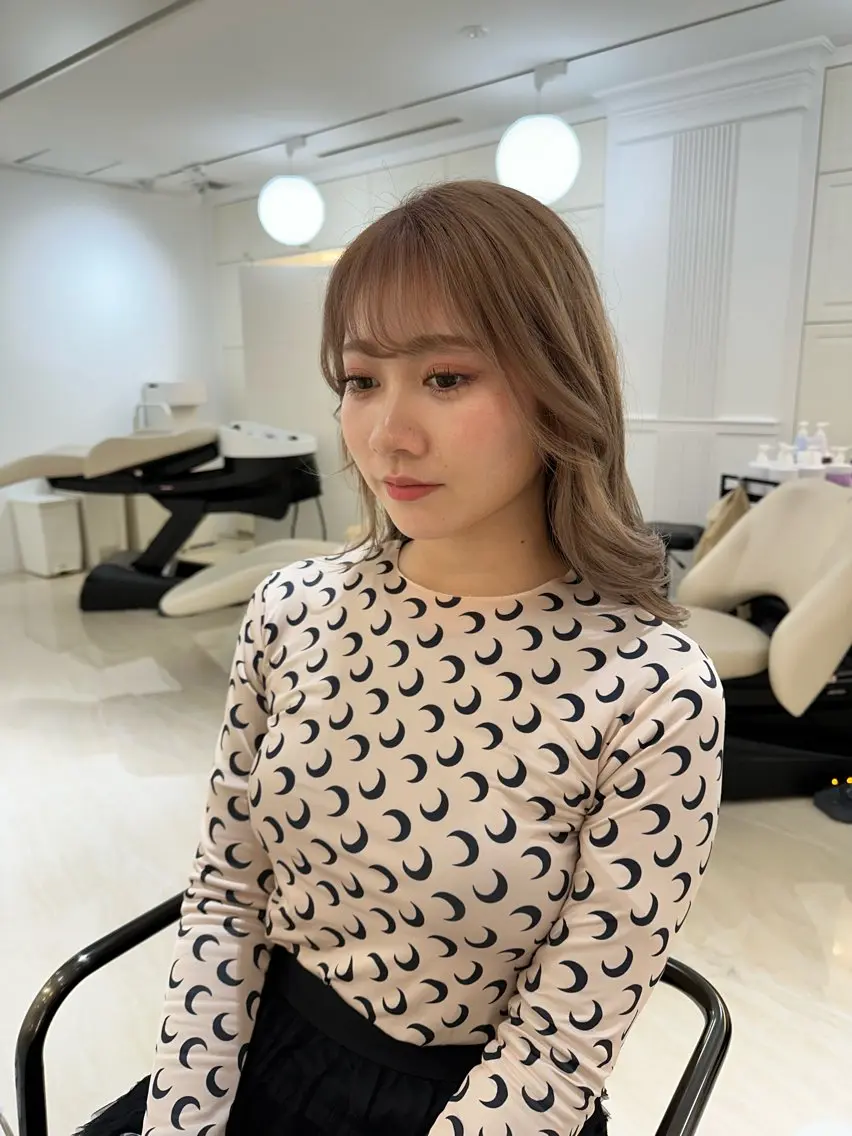ミディアム カラー KOGA／ パーマモデル募集のヘアスタイル