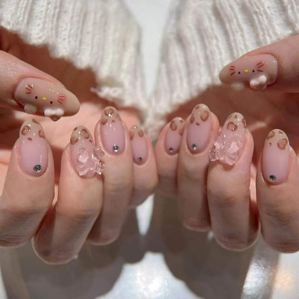 ネイル Hin Hana Nailのネイルデザイン