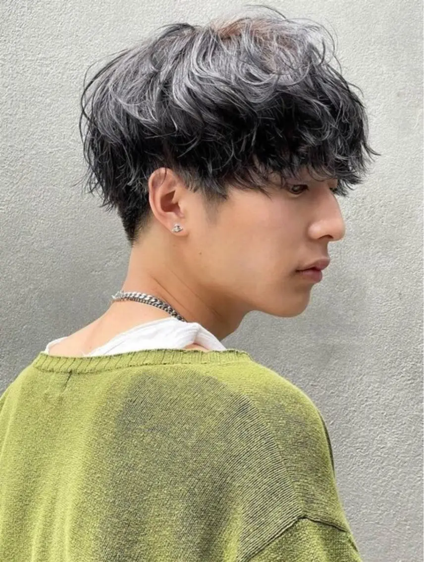 パーマ メンズ パーマ 中谷海里/フェザー パーマ/スパイキーのヘアスタイル