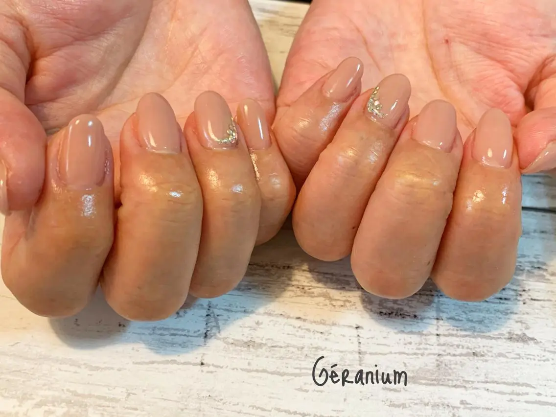 ネイル ハンドネイル GéRanium Harukaのネイルデザイン