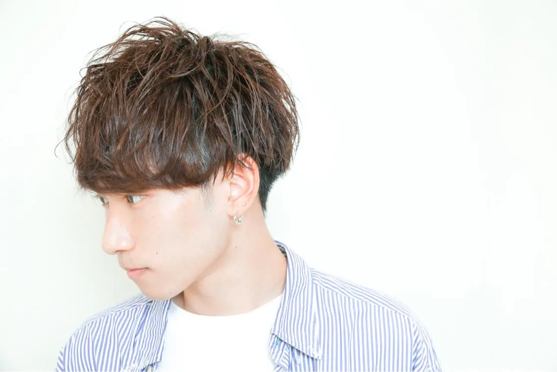 メンズ メンズパーマレイヤー 西山賢志のヘアスタイル