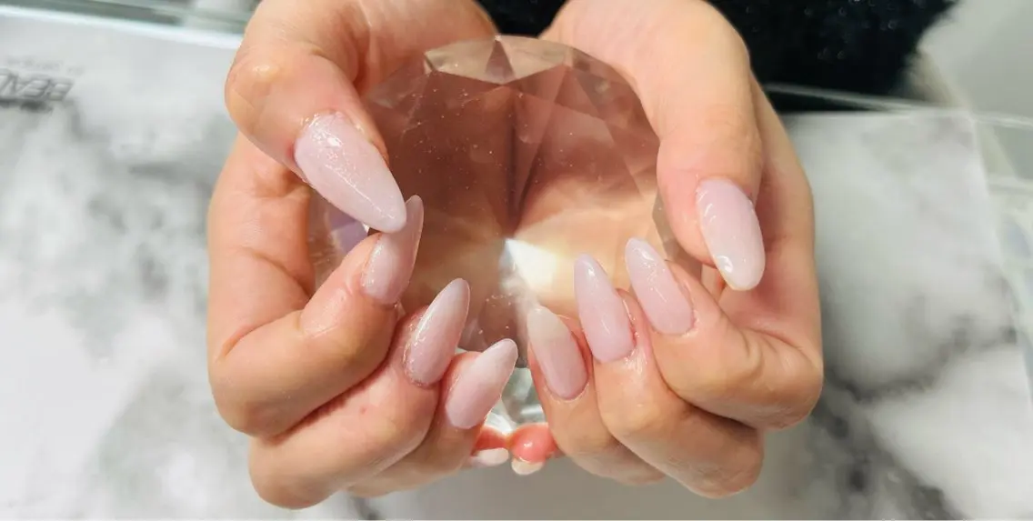 ネイル ラメ(グリッター) オフィスネイル パープル Nail ecxia ／Reikaのネイルデザイン