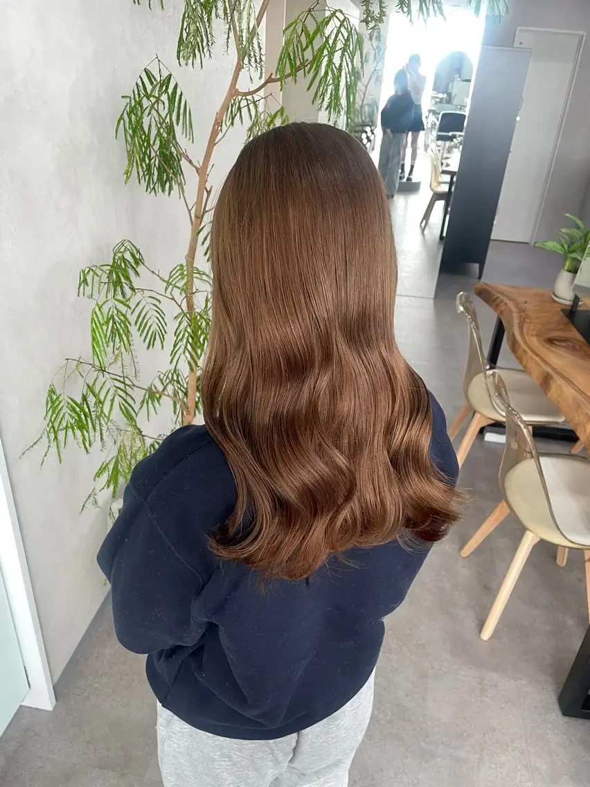 ロング ヘアカラー 🍑トレンドカラー 🍑横浜のヘアスタイル