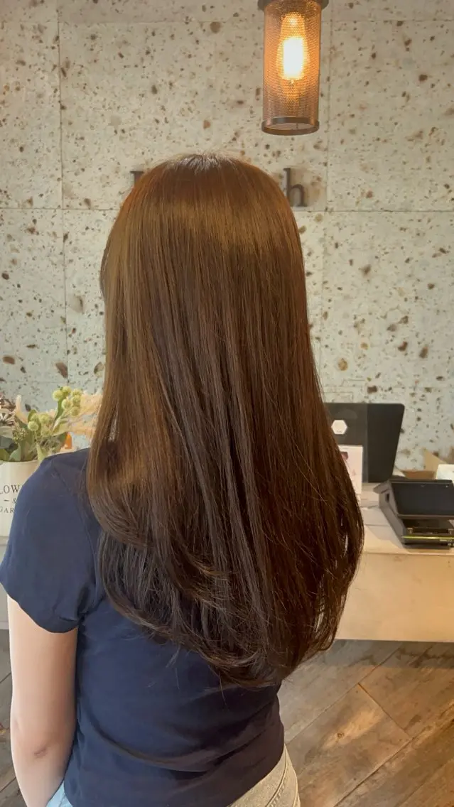 ロング カラー レイヤーカット かじももな|女性限定 パーマモデル募集!のヘアスタイル