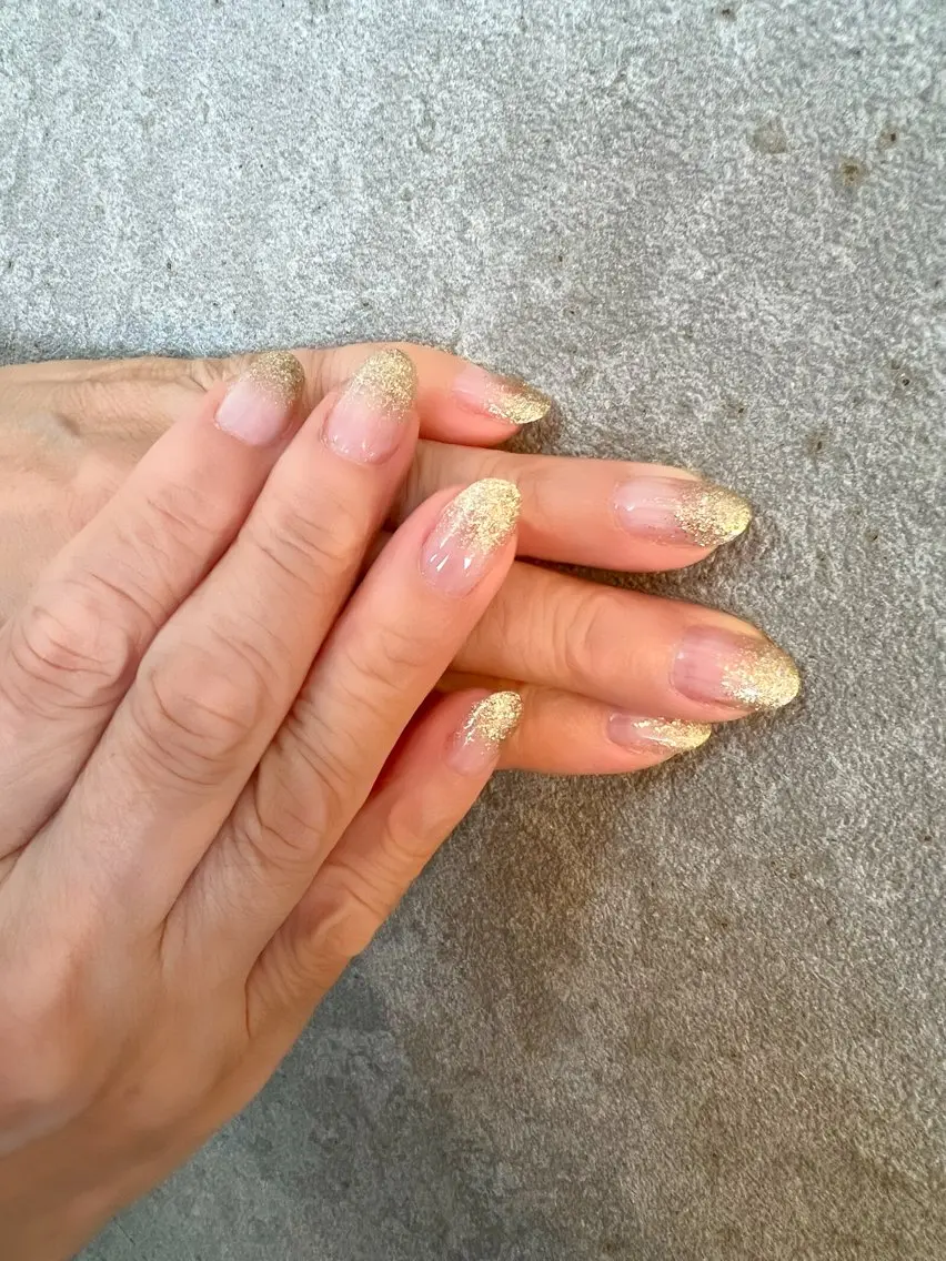 ネイル ラメ(グリッター) ラメグラデーション ハンドネイル Rina🌷 ⌇﻿青葉台ネイルのネイルデザイン