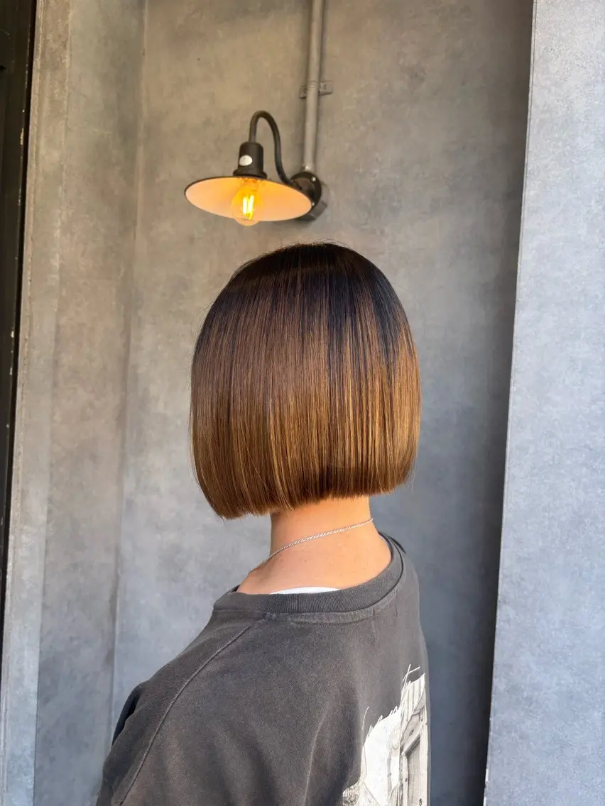 ケアブリーチ🥣 縮毛矯正Ryokoのヘアスタイル