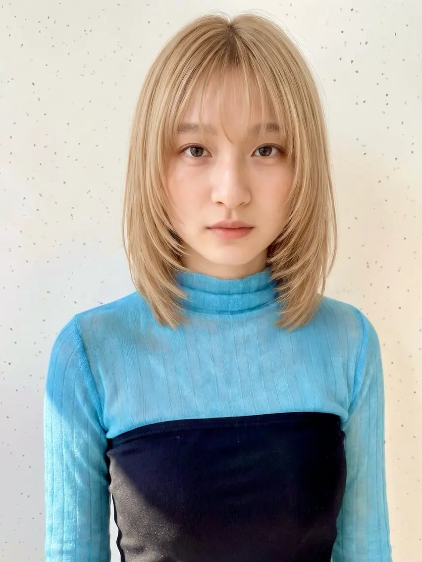 ミディアム レイヤーカット 似合わせカット ケアブリーチ 髪質改善/池袋のヘアスタイル