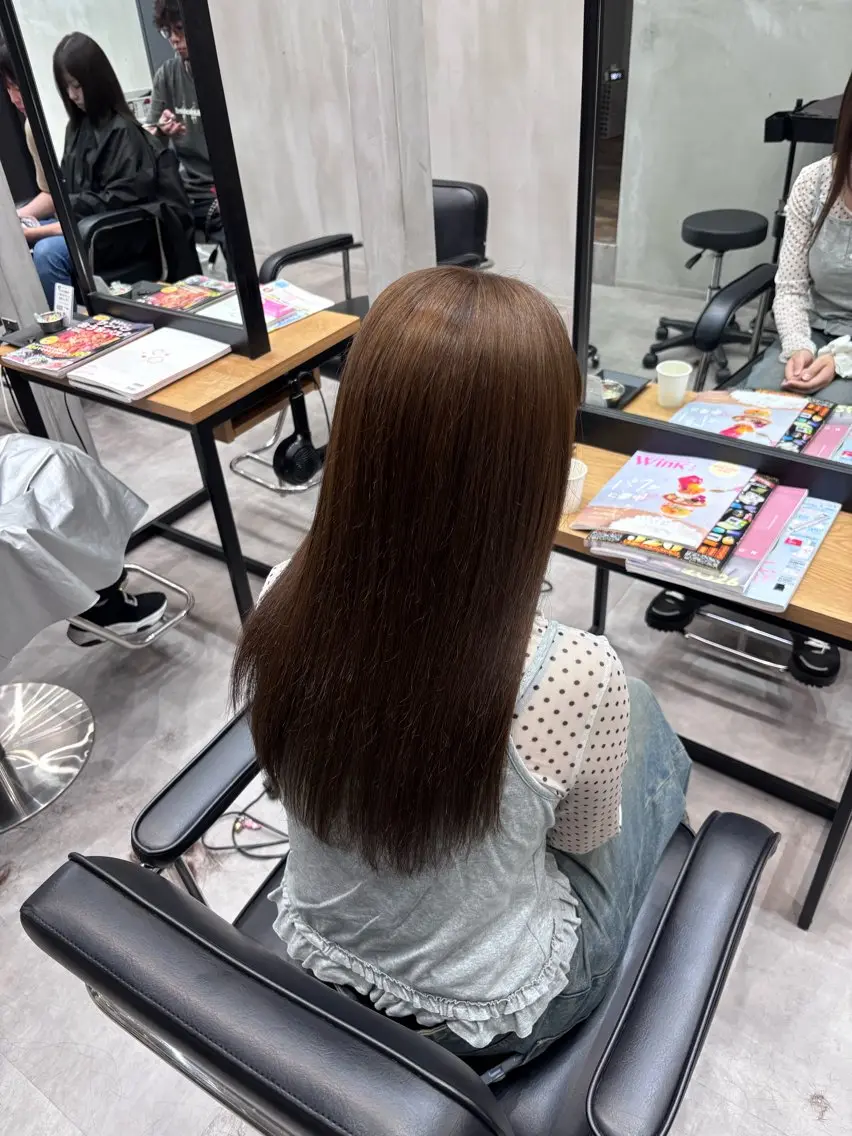 ロング カラー ベージュカラー ブリーチ ブリーチなしカラー カット ヘアカラー トリートメント 片平 帆香のヘアスタイル
