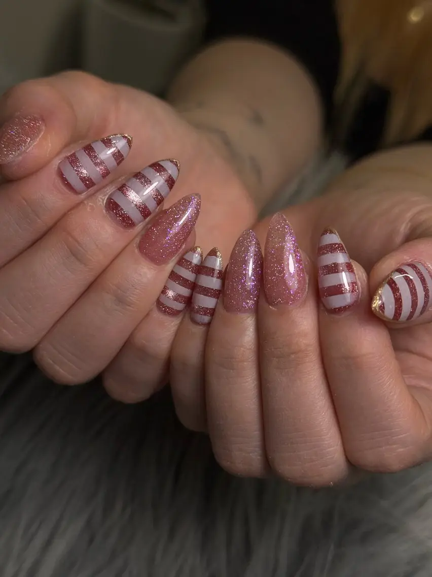 ネイル ボーダー ハンドネイル nail salon h🎀小夏のネイルデザイン