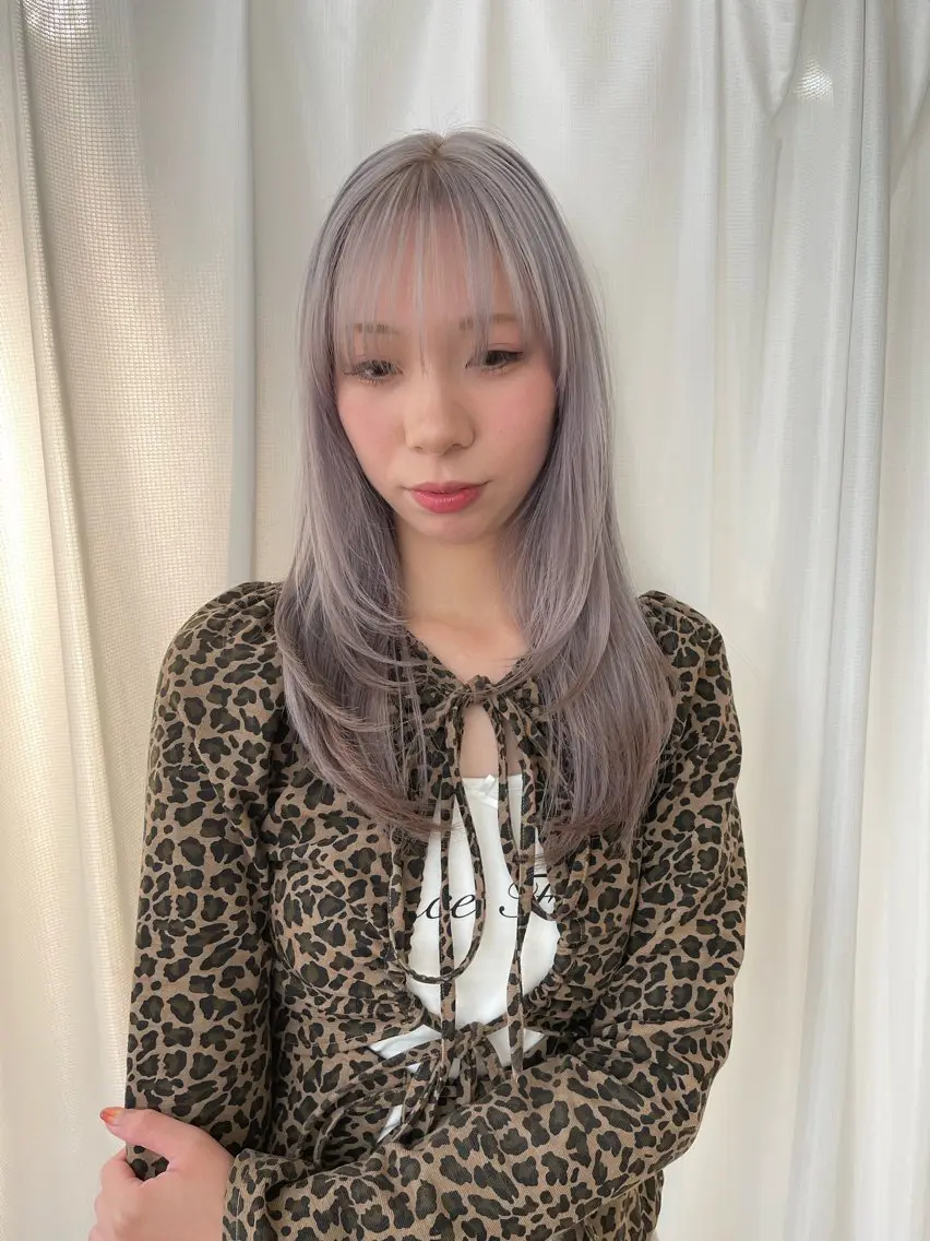 ミディアム 広島:ミルキーカラー tsumaのヘアスタイル