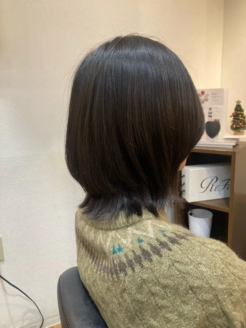 ショート ボブ くびれヘア MOLLA ✂️辻桃加のヘアスタイル