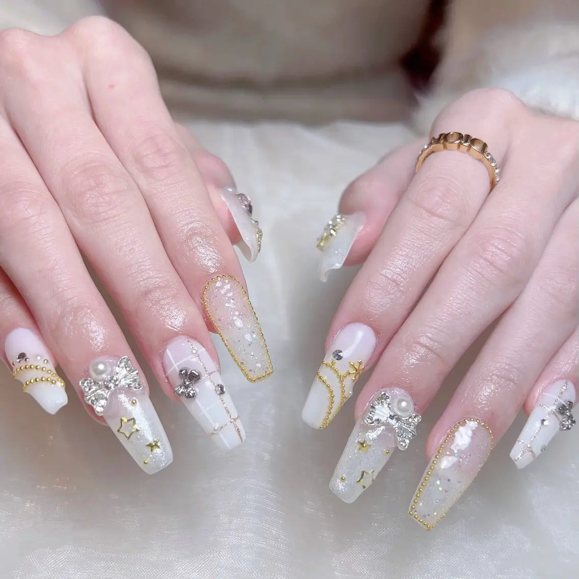 メンズ ネイル メンズ韓国風 アートネイル オーロラネイル ガーリー キラキラネイル ハンドネイル Nail salon 木にいるのネイルデザイン
