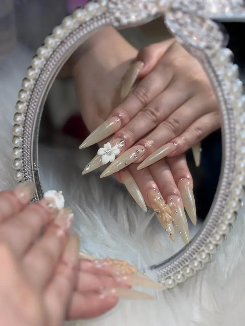 ネイル アートネイル ハンドネイル nail salon Lilynのネイルデザイン
