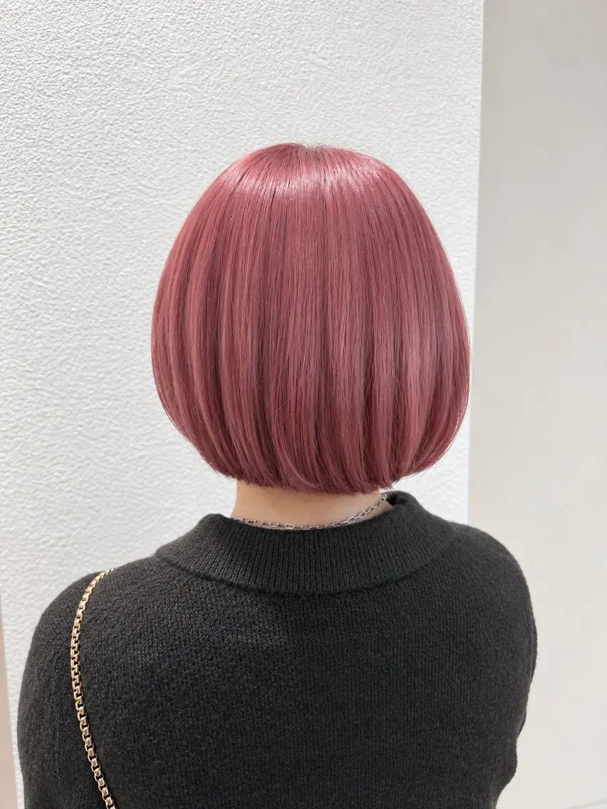 ショート ヘアカラー トリートメント KURIAハイトーン /ピンクカラー/ボブのヘアスタイル