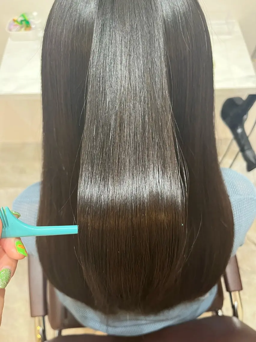 ロング カット ヘアカラー トリートメント 【髪質改善 艶髪】 布川 莉穂のヘアスタイル