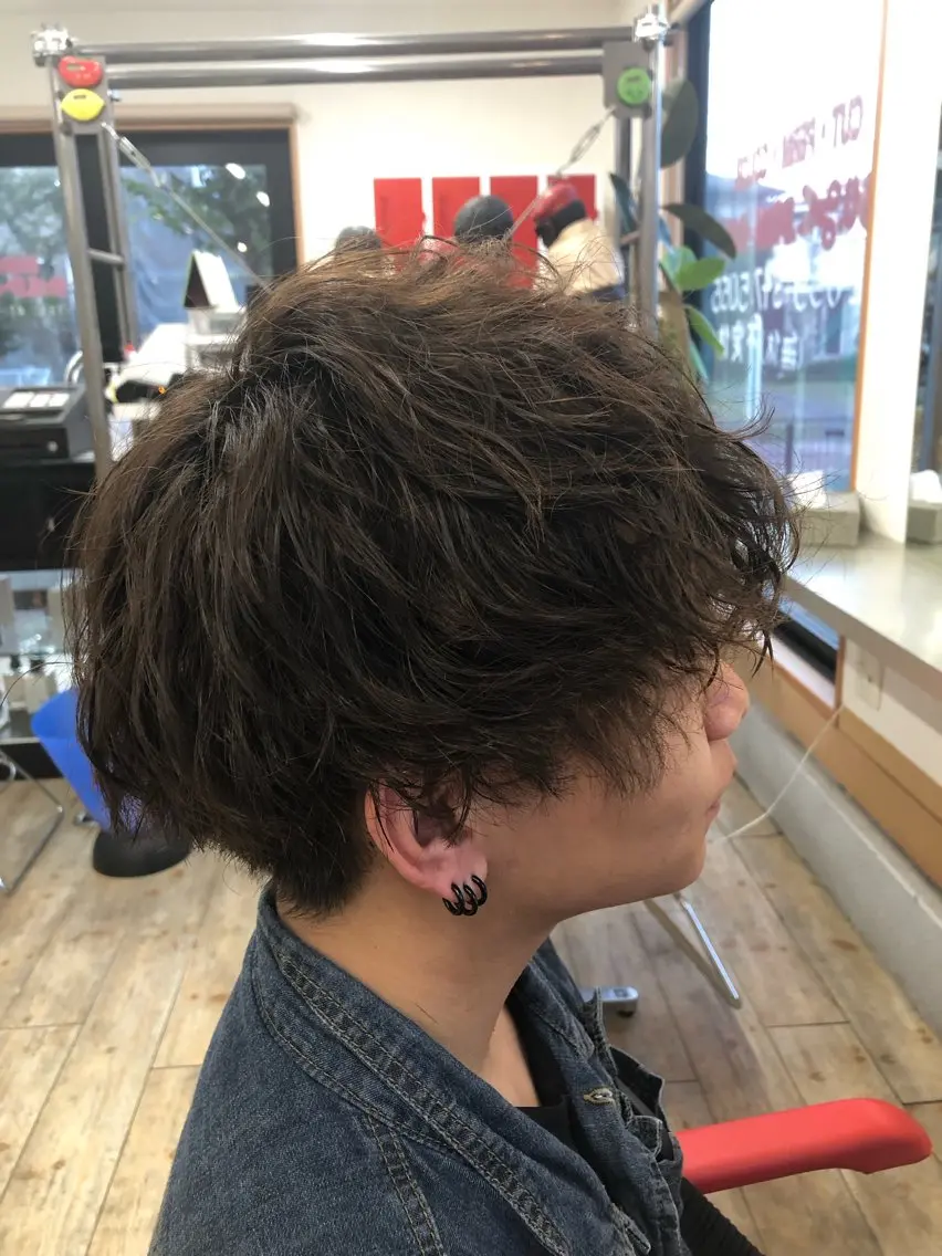 ショート パーマ メンズ マッシュ 水谷 寛太のヘアスタイル