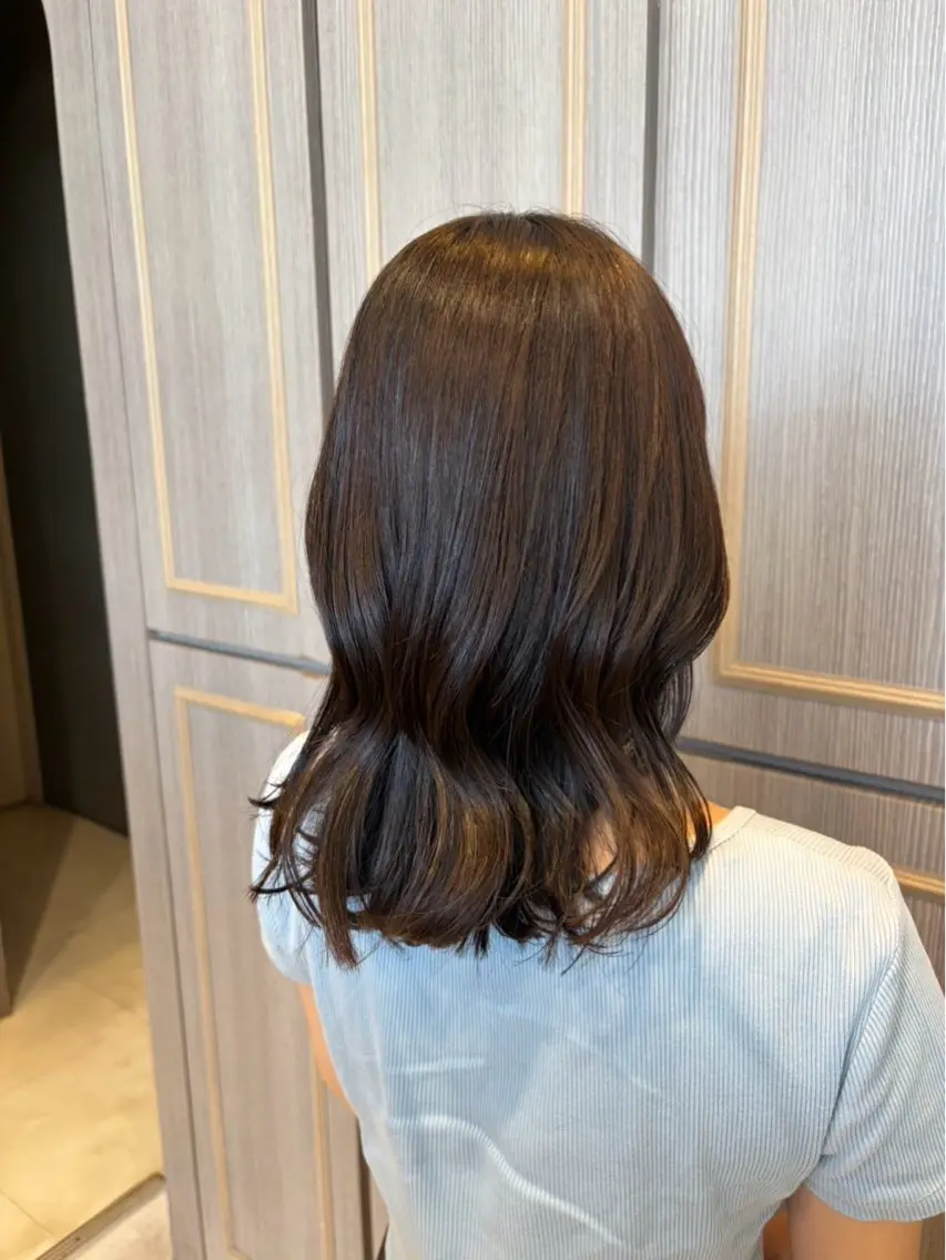 カラー 関根 奏奈のヘアスタイル