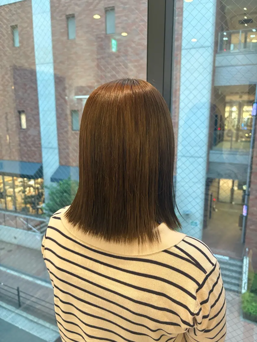 カラー +Aujua4 step トリートメントの写真