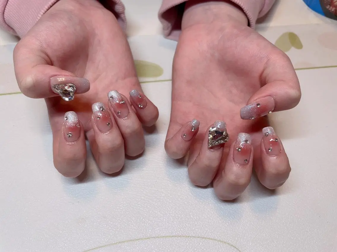 ネイル グラデーション マグネットネイル ハンドネイル エン Nail salonのネイルデザイン