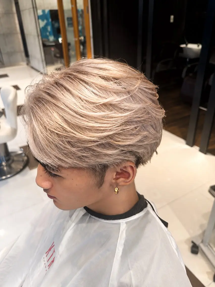 ショート カラー メンズ 今野 優のヘアスタイル
