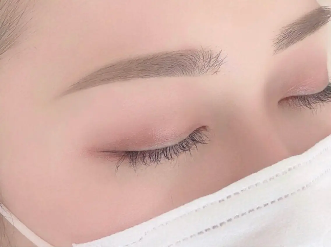 【ご新規様限定】 美眉WAX 骨格に合わせたアイブロウ✂️💖 (毛量調節、眉カット込)の写真