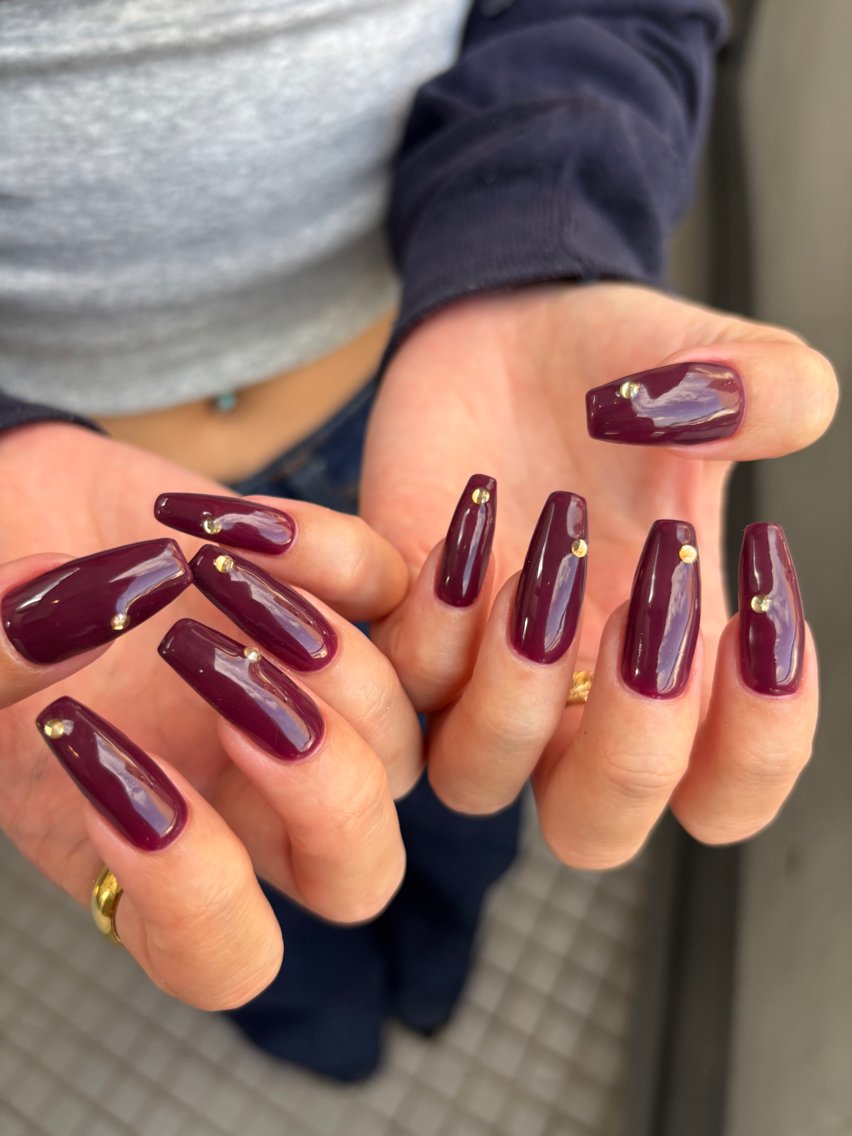 ロング One ☪︎ YUKINEのネイルデザイン