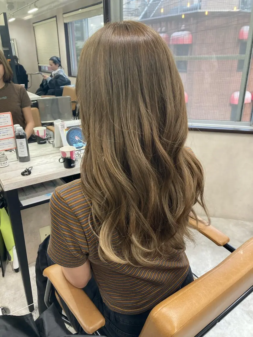 ロング カット ヘアカラー トリートメント 🐈⬛Namie 🐈⬛のヘアスタイル