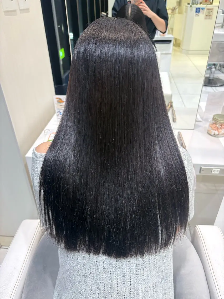 【🫧大人気Aujuaトリートメント付き🫧】ロング​〜​ミディアム限定　メンテナンスカットの写真