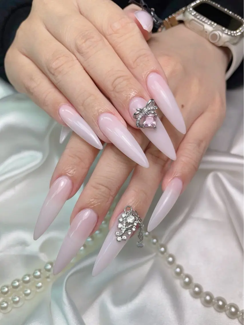 ネイル ハンドネイル lucky nail 歌舞伎町のネイルデザイン