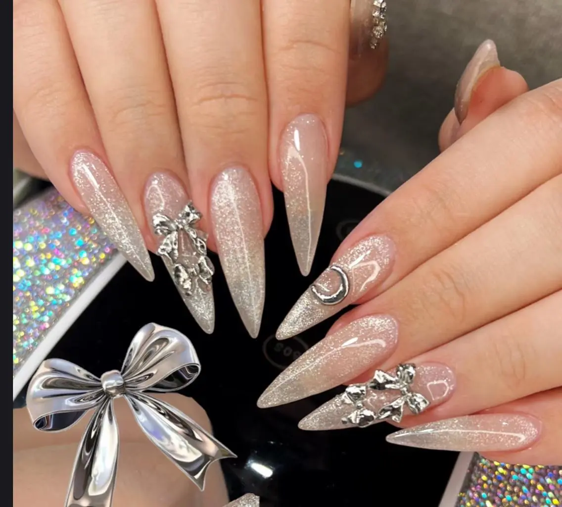 ネイル ハンドネイル エリ🫧 nail池袋東口のネイルデザイン