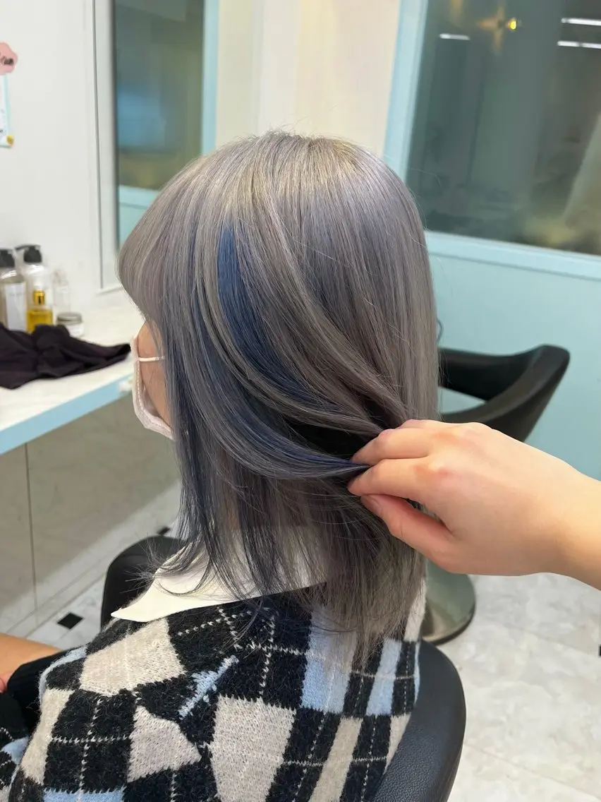 ミディアム カラー ヘアカラー トリートメント ブリーチカラー 🩵MIZUKIのヘアスタイル