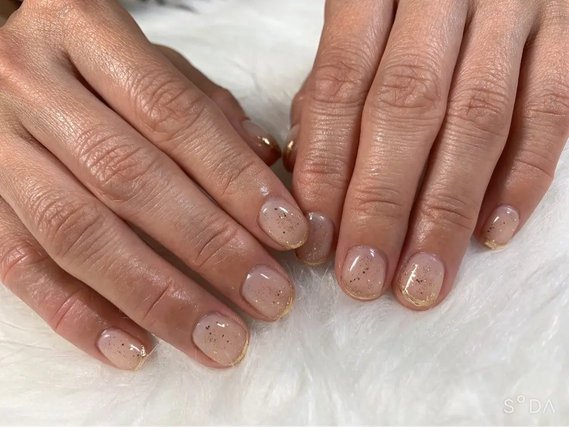 ネイル ニュアンスネイル nail salon pomaikaiのネイルデザイン