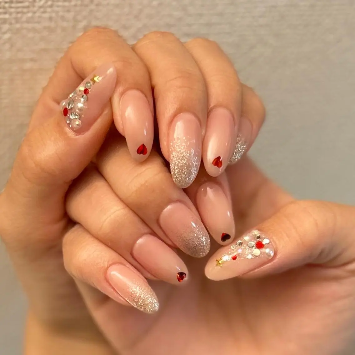セミロング カラー パーマ ヘアアレンジ メンズ キッズ ネイル マツエク・マツパ アイブロウ アートネイル ジェルネイル パラジェル ease NAIL SALONのネイルデザイン