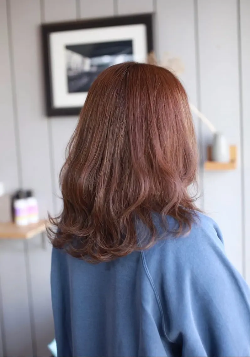 ミディアム カラー カット ヘアカラー トリートメント 大西 カズマのヘアスタイル