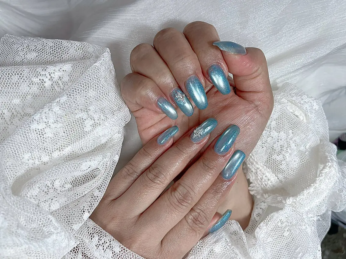 ネイル アートネイル オーロラネイル ガーリー キラキラネイル 韓国ネイル Ayumi NailSalonUのネイルデザイン
