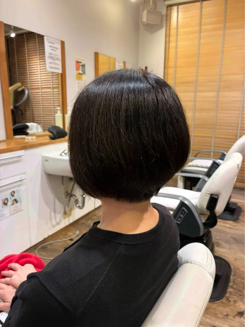 ショート ボブ カット 友永 風歌のヘアスタイル