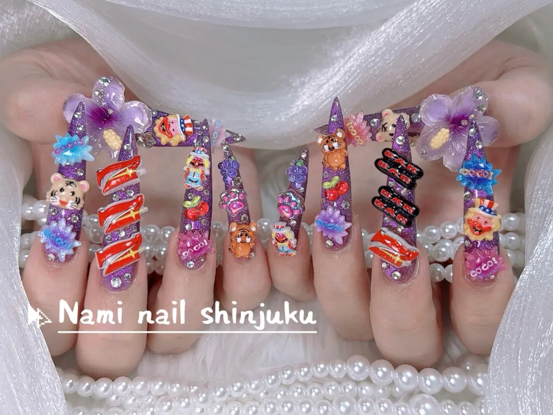 ネイル 長さ出し ガーリー 韓国ネイル ロングネイル 持ち込み ハンドネイル Nami nail salonのネイルデザイン