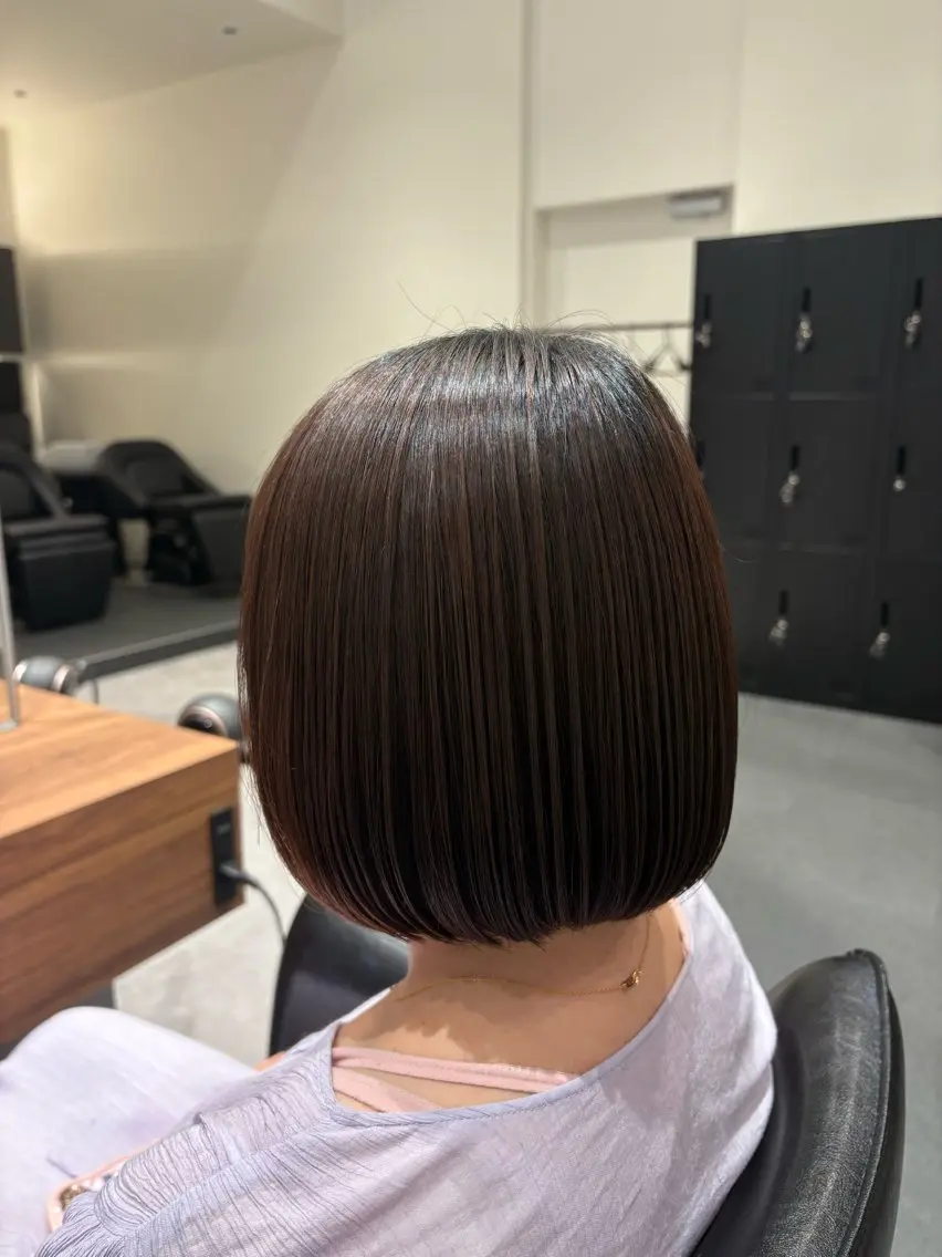 ショート ボブ 髙田 千華 髪質改善ストレートのヘアスタイル