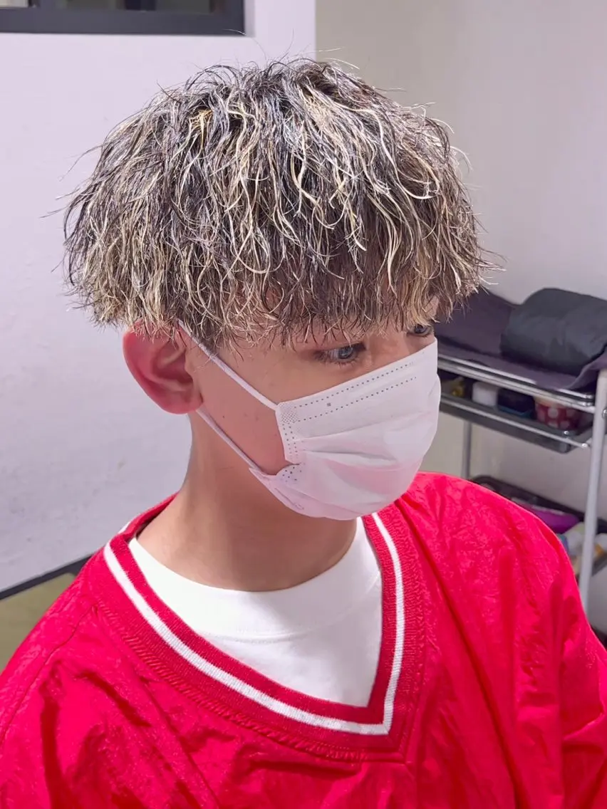 ショート カラー パーマ メンズ メンズパーマ ⚡️お値段以上⚡️ RYUKIのヘアスタイル