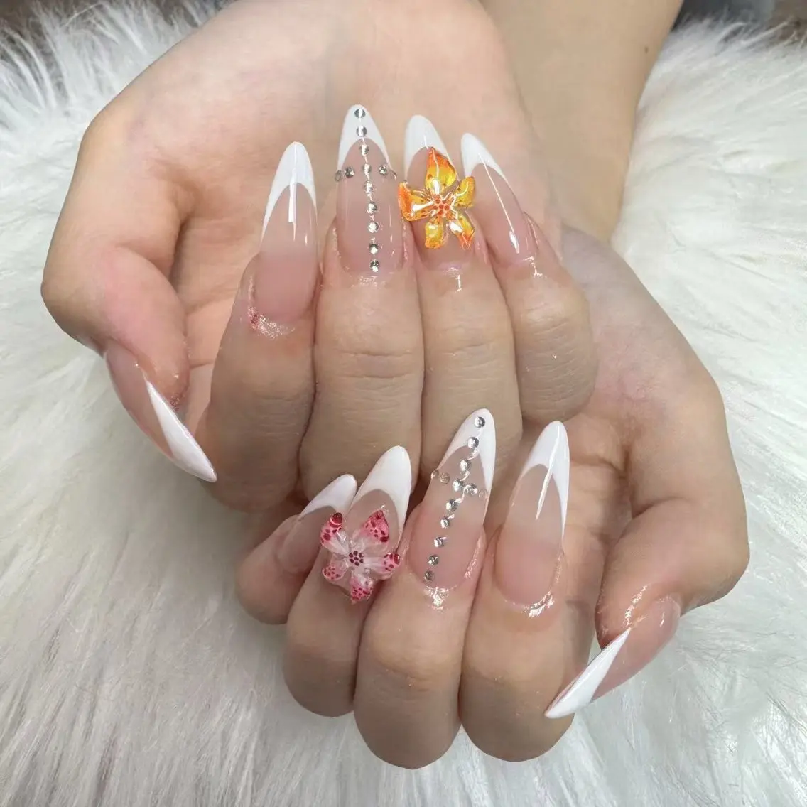 ネイル ハンドネイル 🎀nana🫧 ワンホンネイル🎀のネイルデザイン