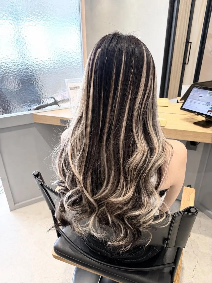 ロング エクステ 保坂 瞭のヘアスタイル