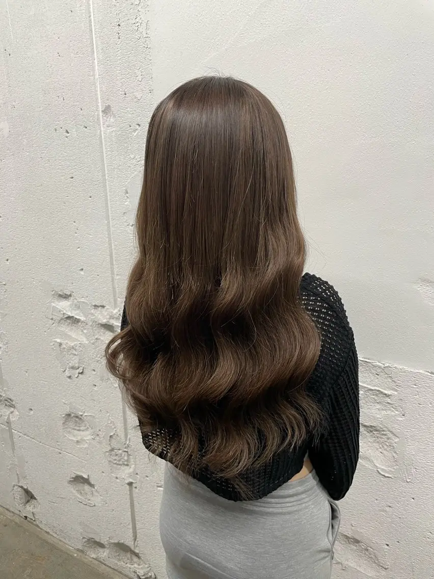 ロング カラー シールエクステ バレイヤージュ ミストバング ダークグレー ダークグレージュ ヘアカラー エクステ 🧡艶髪/エクステ 🫧🧡YUKI❄️のヘアスタイル