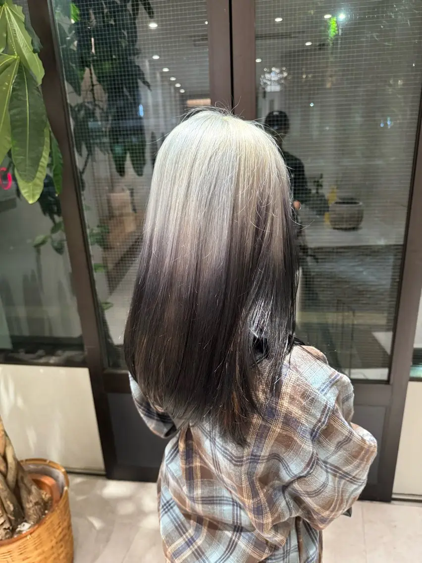 セミロング カラー ブリーチ ケアブリーチ ハイトーンカラー ヘアカラー トリートメント ハイトーン/ブリーチ /ボブ特化/SOMAのヘアスタイル