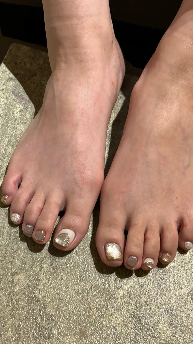 ネイル フットネイル 板垣 まいのネイルデザイン