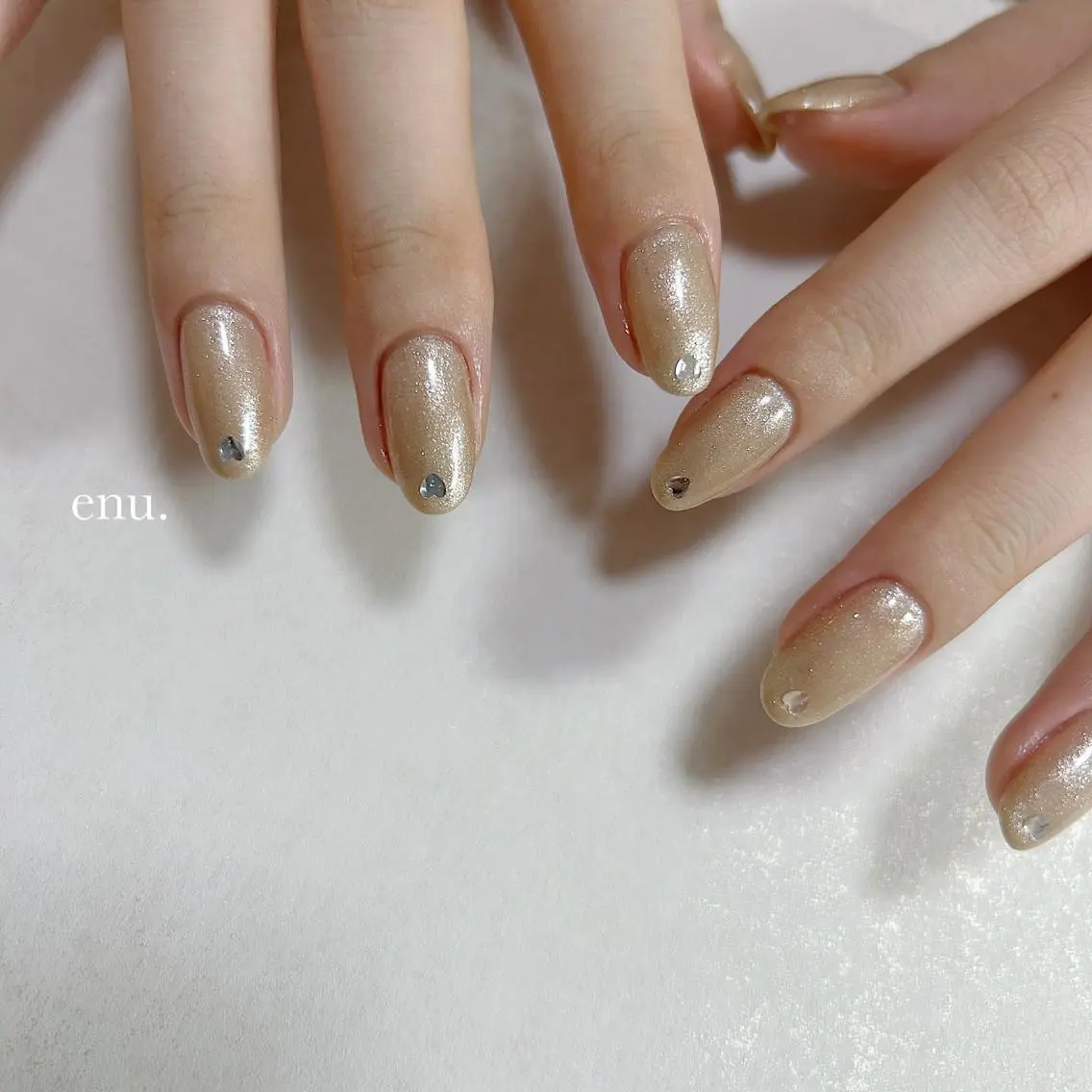 ネイル ハンドネイル enu. nanakoのネイルデザイン